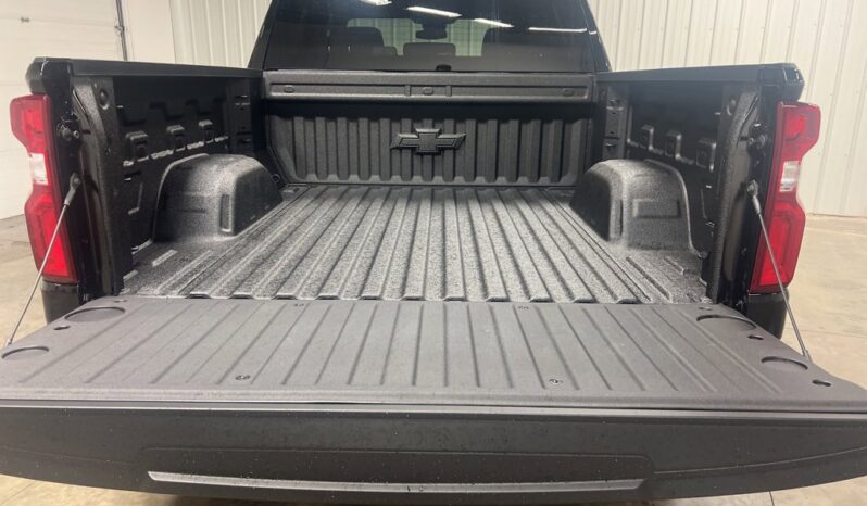 
 Chevrolet Silverado 1500 full									