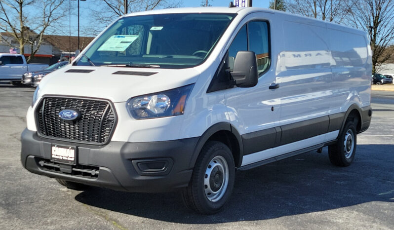 
 Ford Transit Cargo Van full									