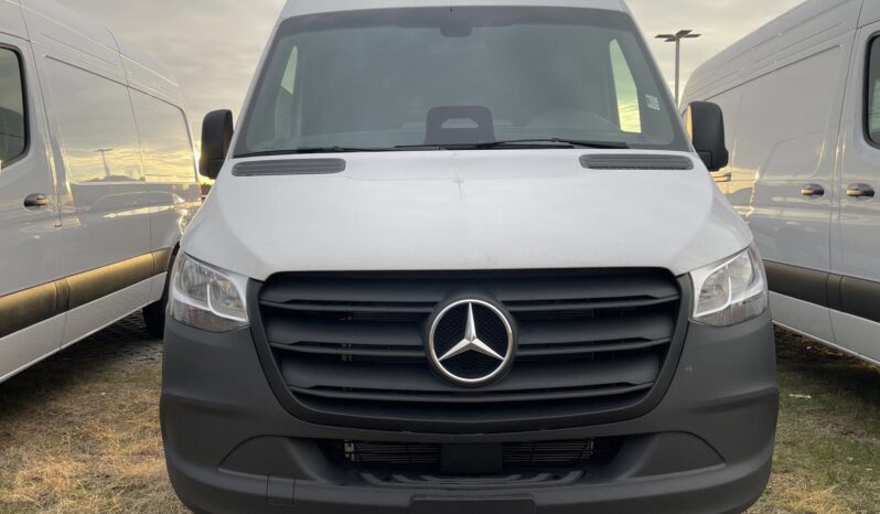 
 Mercedes-Benz Sprinter Cargo Van full									