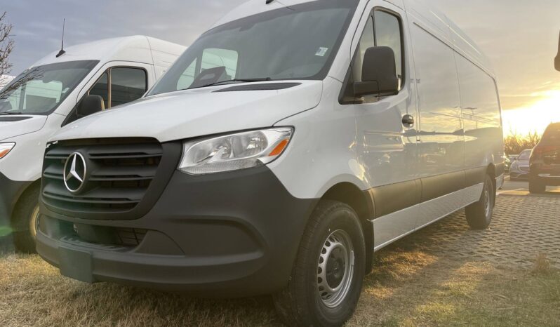 
 Mercedes-Benz Sprinter Cargo Van full									