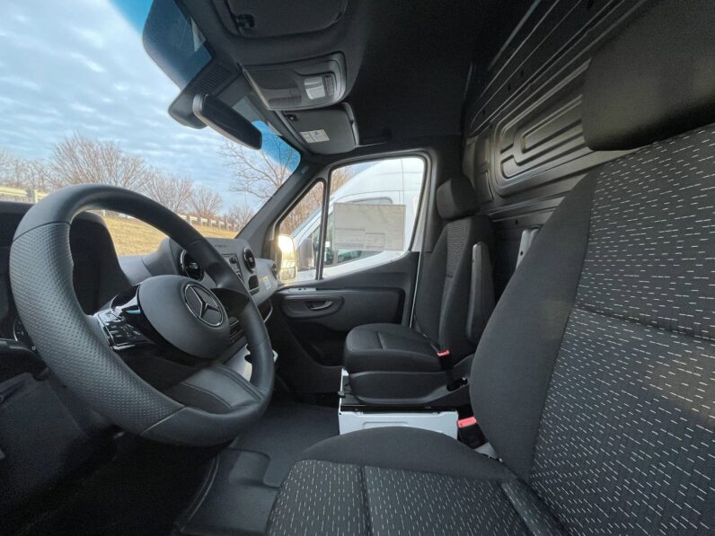 Mercedes-Benz Sprinter Cargo Van