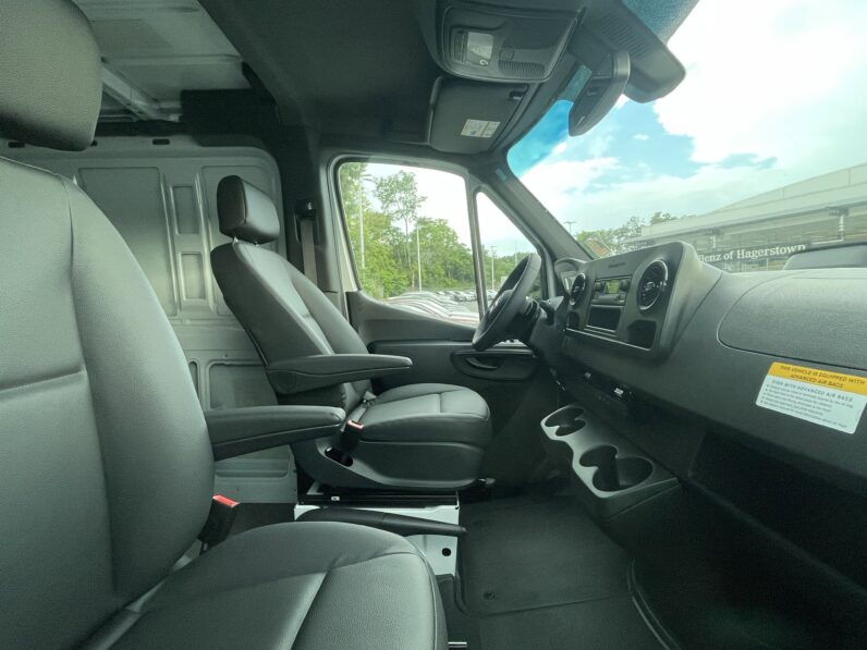Mercedes-Benz Sprinter Cargo Van