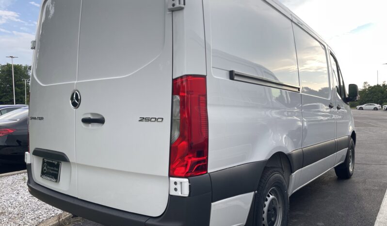 
 Mercedes-Benz Sprinter Cargo Van full									
