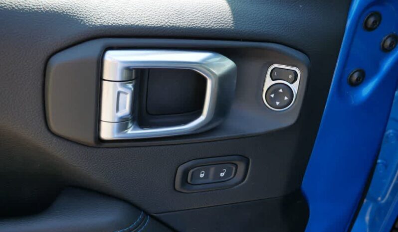 
 Jeep Wrangler 4xe full									