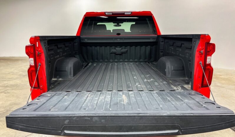 
 Chevrolet Silverado 1500 LTD full									