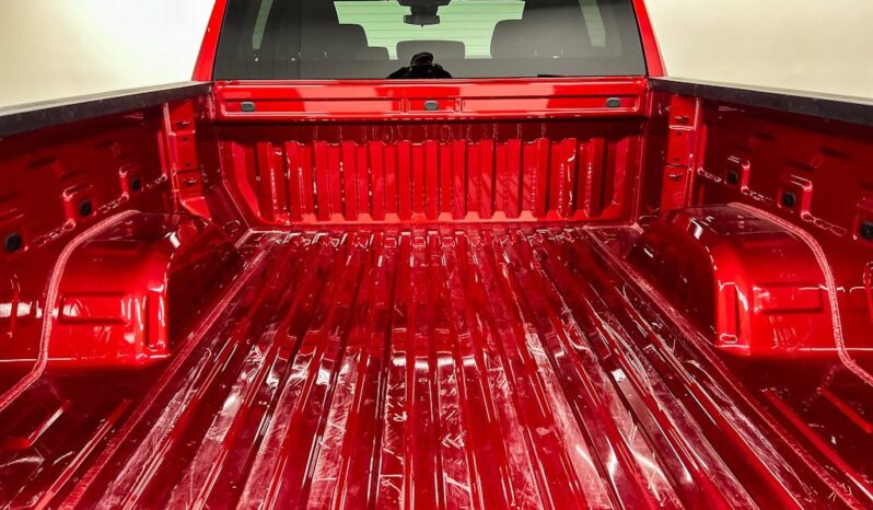 
 Chevrolet Silverado 1500 full									