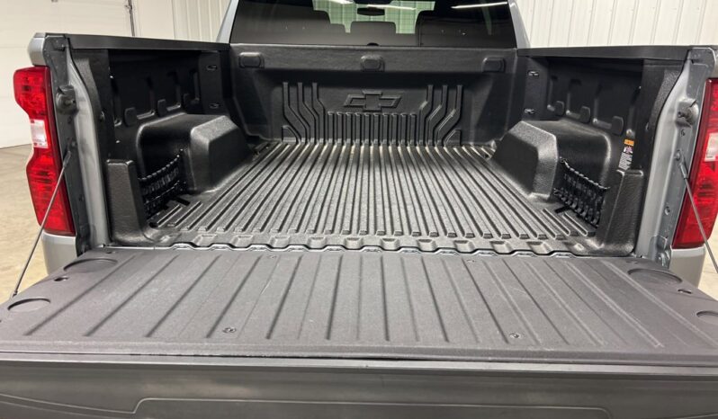 
 Chevrolet Silverado 1500 LTD full									