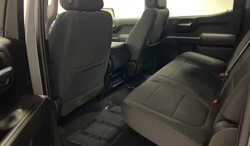 
 Chevrolet Silverado 1500 LTD full									
