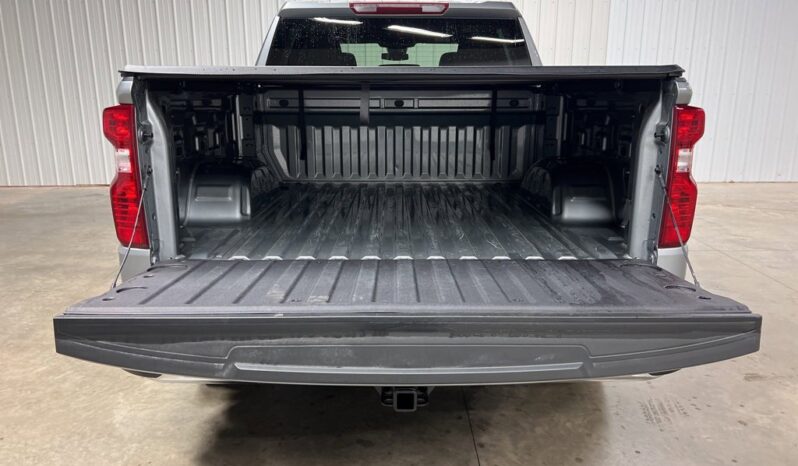 
 Chevrolet Silverado 1500 full									