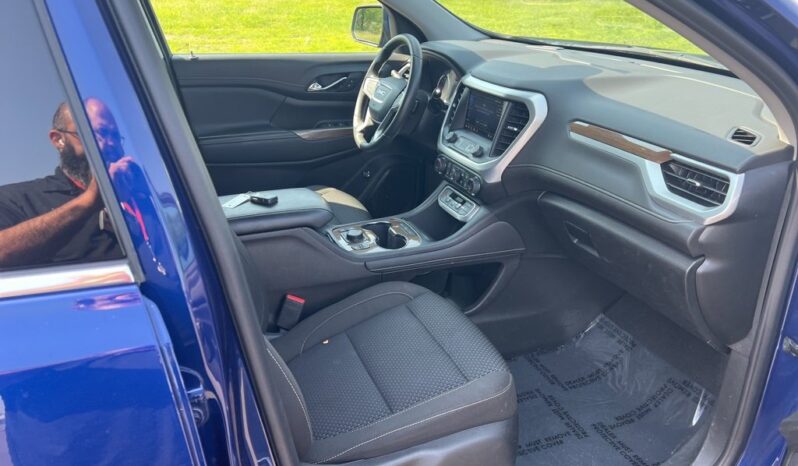 
 GMC Acadia full									