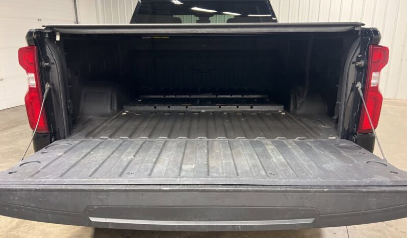 
 Chevrolet Silverado 1500 full									