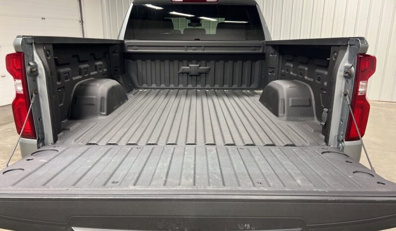 
 Chevrolet Silverado 1500 full									