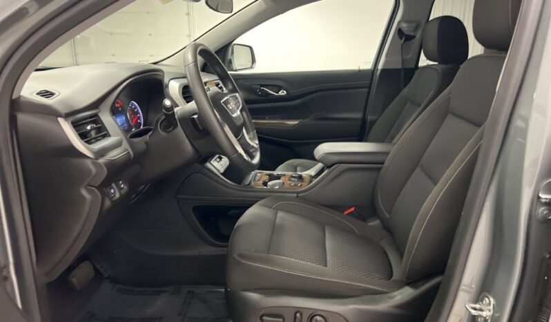 
 GMC Acadia full									