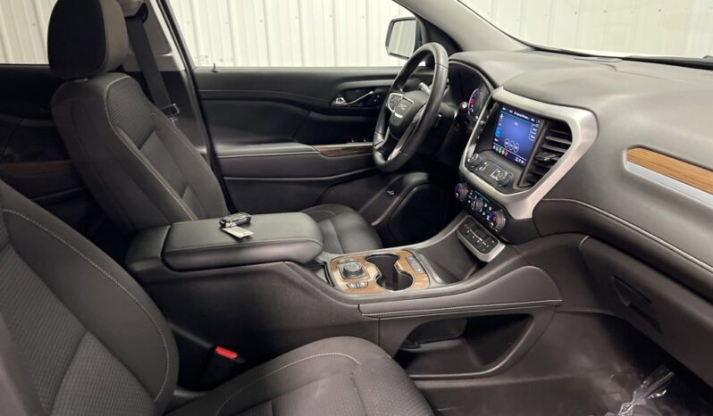 
 GMC Acadia full									