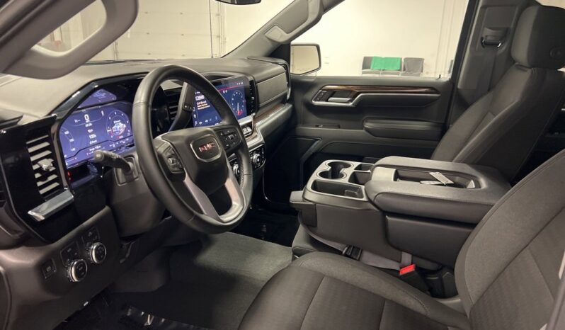
 GMC Sierra 1500 full									