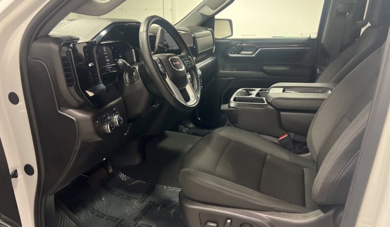 
 GMC Sierra 1500 full									