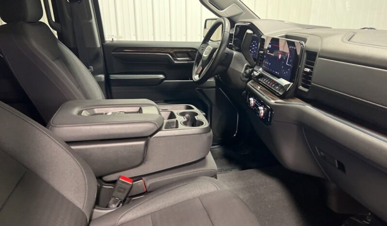 
 GMC Sierra 1500 full									