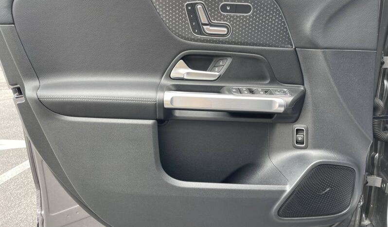 
 Mercedes-Benz GLB full									
