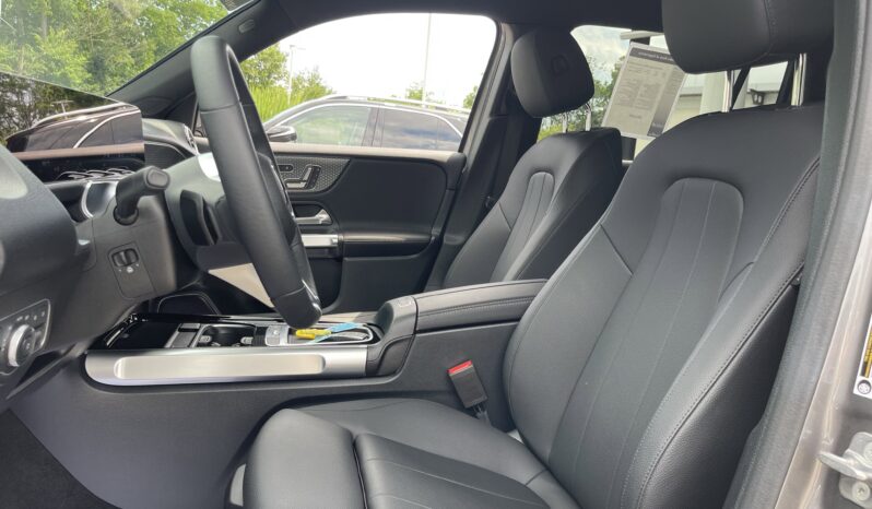 
 Mercedes-Benz GLB full									