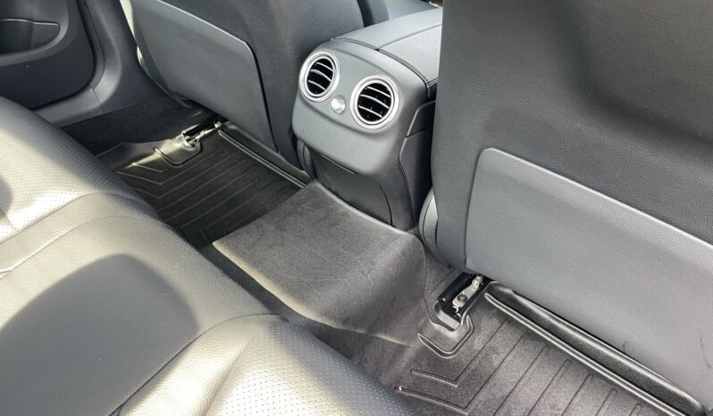 
 Mercedes-Benz C-Class full									