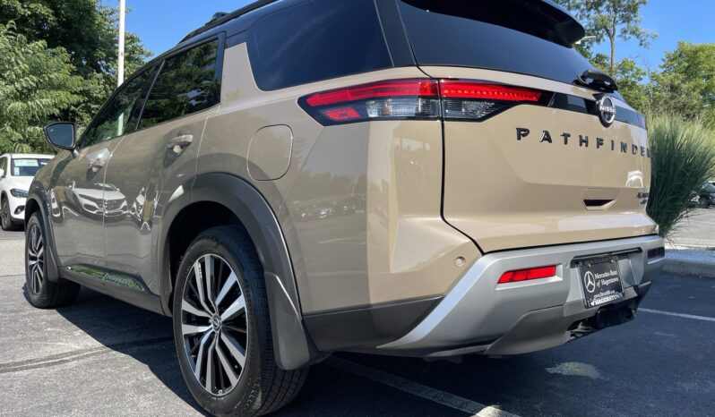 
 Nissan Pathfinder full									