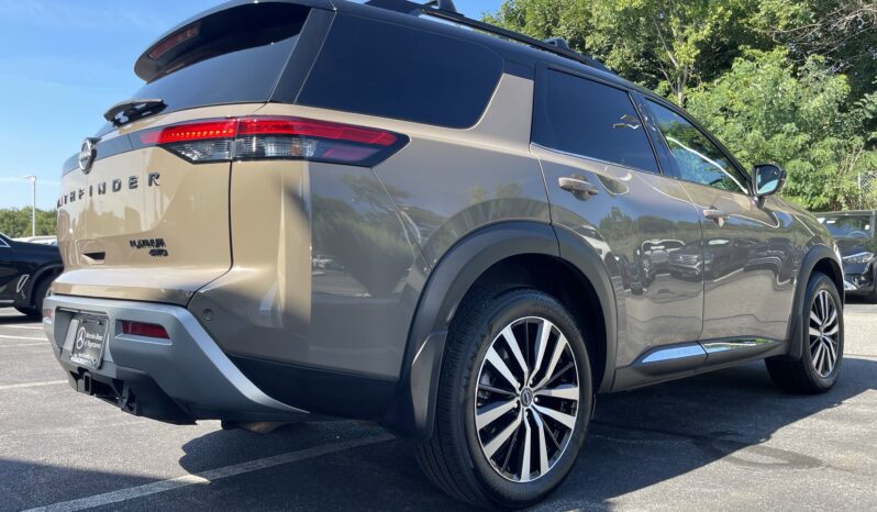 
 Nissan Pathfinder full									