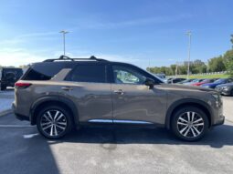 
 Nissan Pathfinder full									