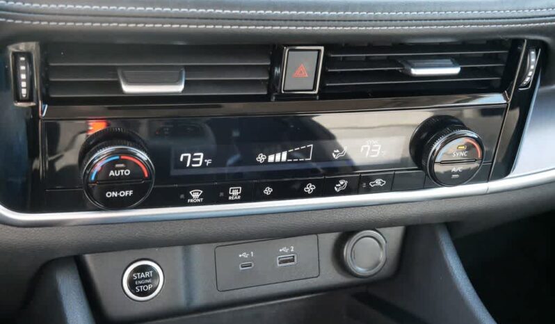 
 Nissan Rogue full									