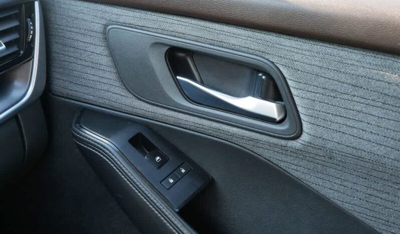
 Nissan Rogue full									