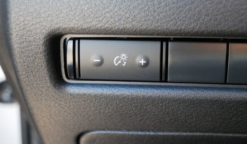 
 Nissan Rogue full									