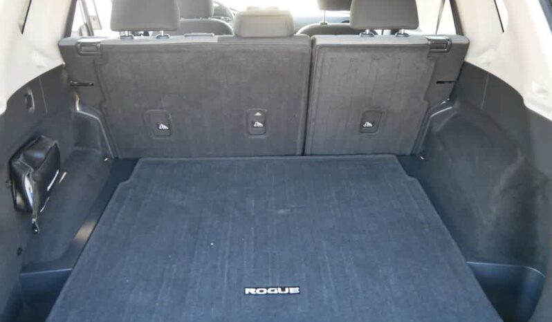 
 Nissan Rogue full									