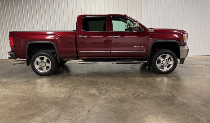 
 GMC Sierra 2500 HD full									