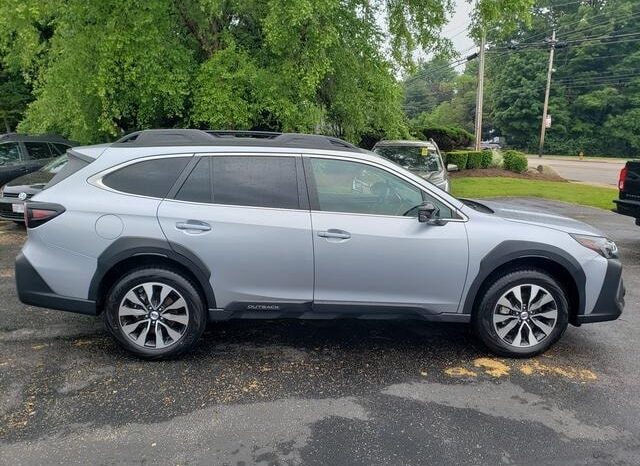 
 Subaru Outback full									