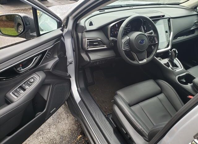 
 Subaru Outback full									