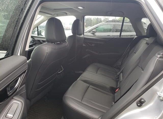 
 Subaru Outback full									