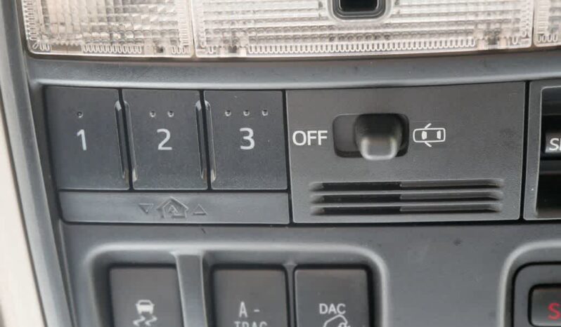
 Toyota 4Runner full									
