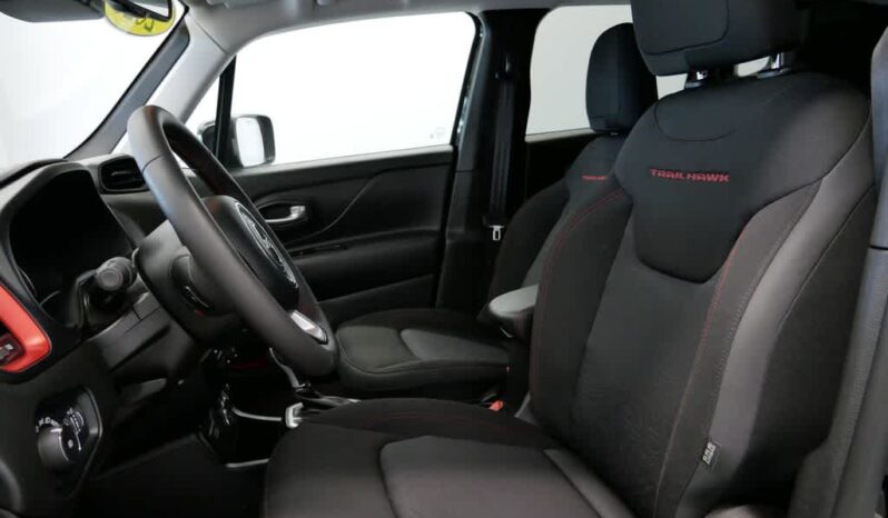 
 Jeep Renegade full									