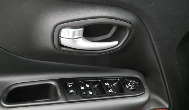 
 Jeep Renegade full									