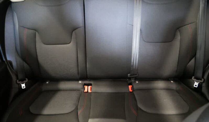 
 Jeep Renegade full									