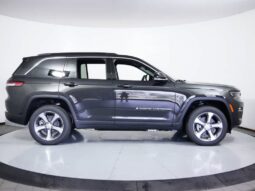 
 Jeep Grand Cherokee 4xe full									