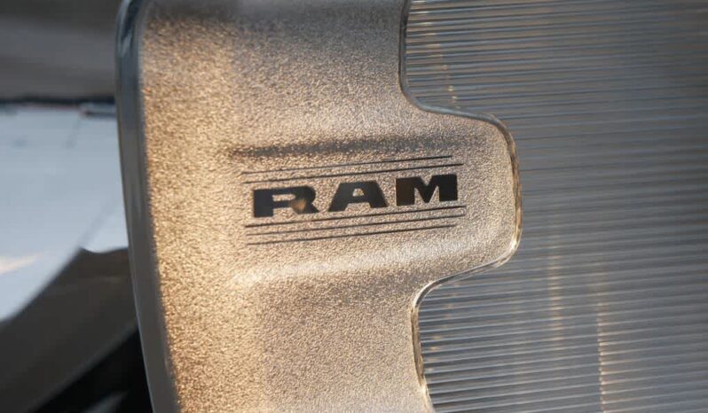 
 RAM 2500 full									