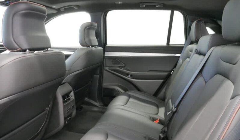 
 Jeep Wagoneer S full									