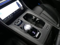 
 Jeep Wagoneer S full									