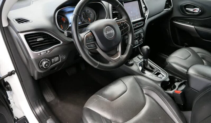 
 Jeep Cherokee full									