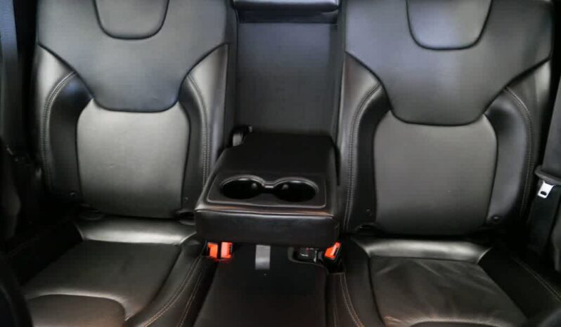 
 Jeep Cherokee full									