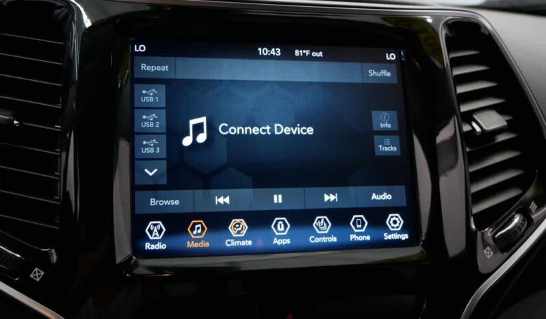 
 Jeep Cherokee full									