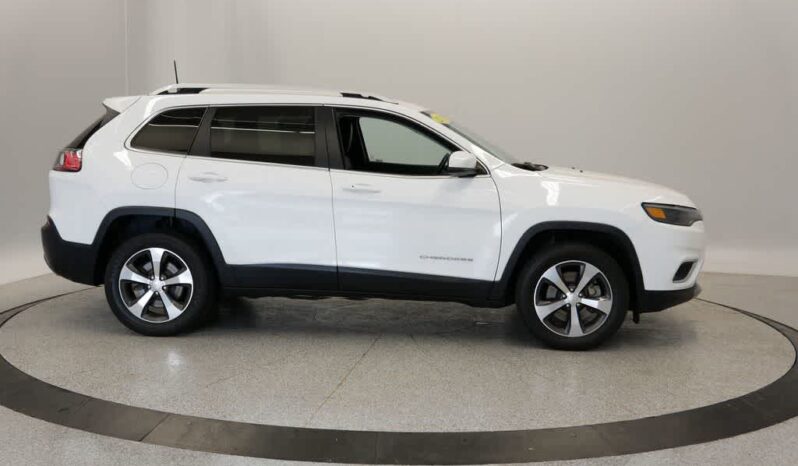 
 Jeep Cherokee full									