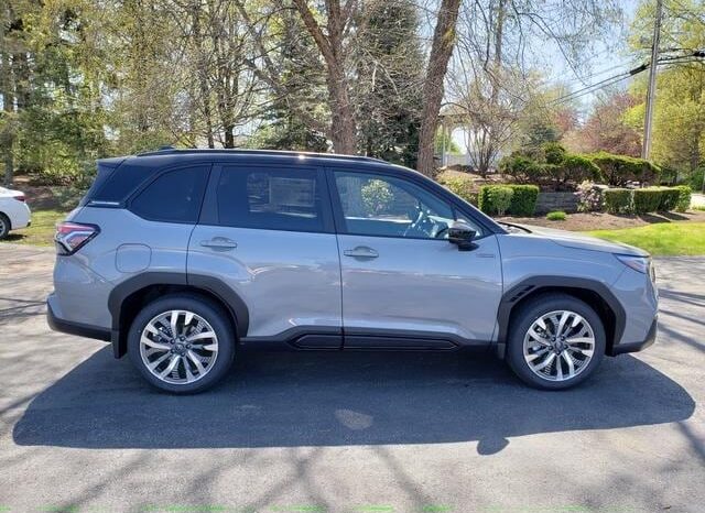 
 Subaru Forester Hybrid full									