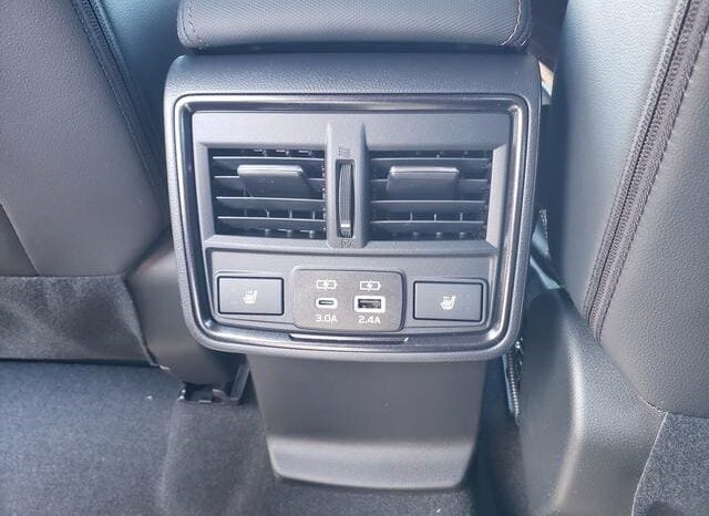 
 Subaru Forester Hybrid full									