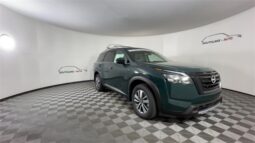 Nissan Pathfinder full